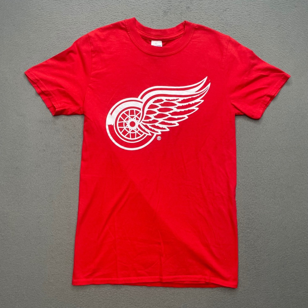 Gildan Men T-Shirt Cotton Red Small Detroit Red Wings Girl Scouts Michigan Sport